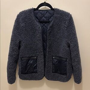 Reversible Madewell coat in great condition! Wear as teddy or quilted.